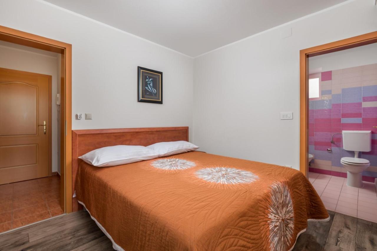 Guest House Ana Baska  Bagian luar foto